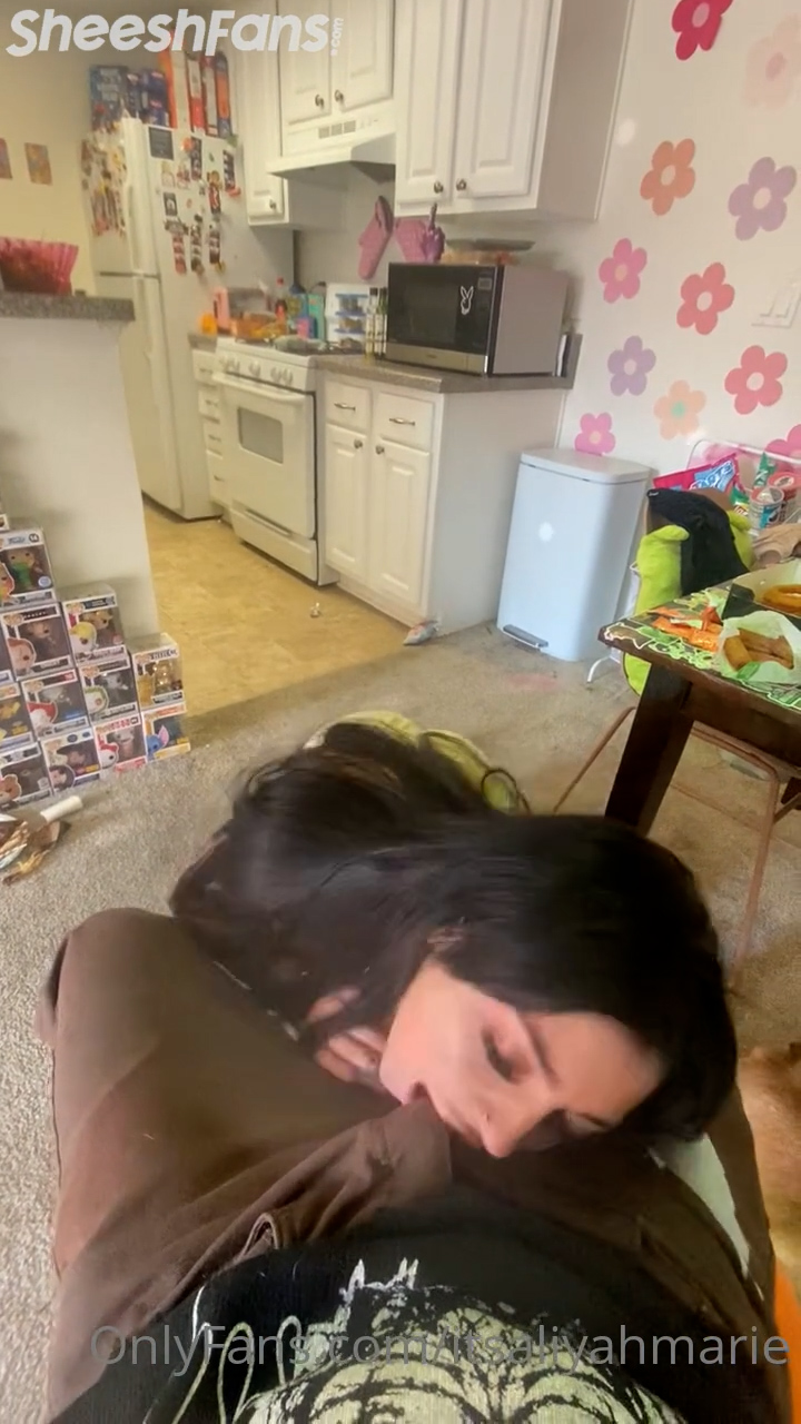 Aliyah Marie Itsaliyahmarie Riding Tease with BF so Hot